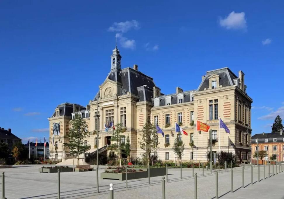 App 5 - T3 Hyper Centre Lumineux Et Calme 5min Gare Apartment Evreux